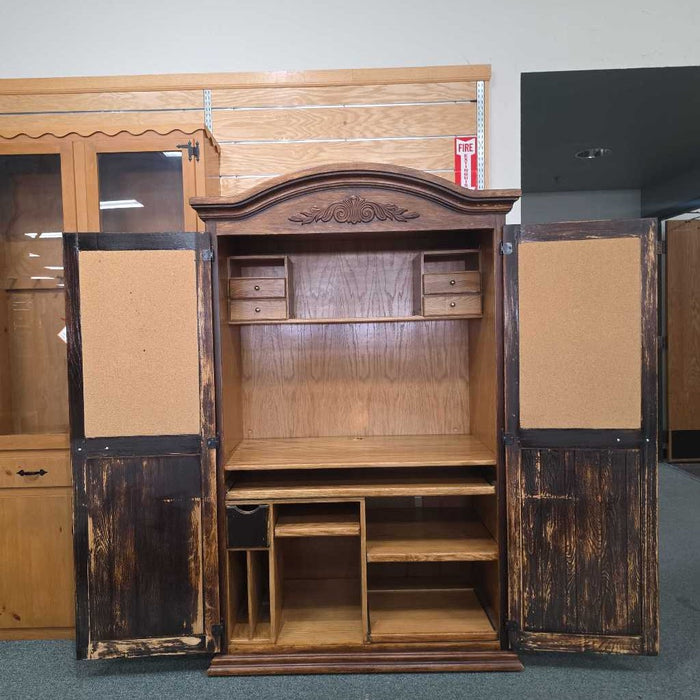 COMPUTER ARMOIRE BTK