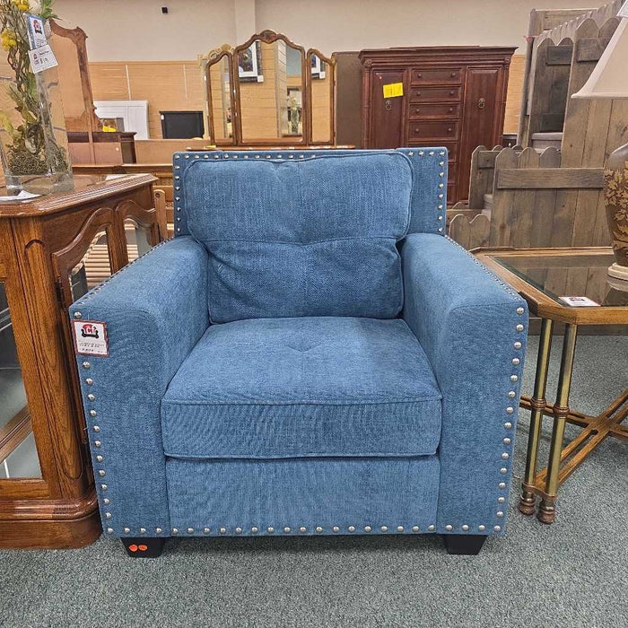 ACCENT CHAIR BLUE BBM