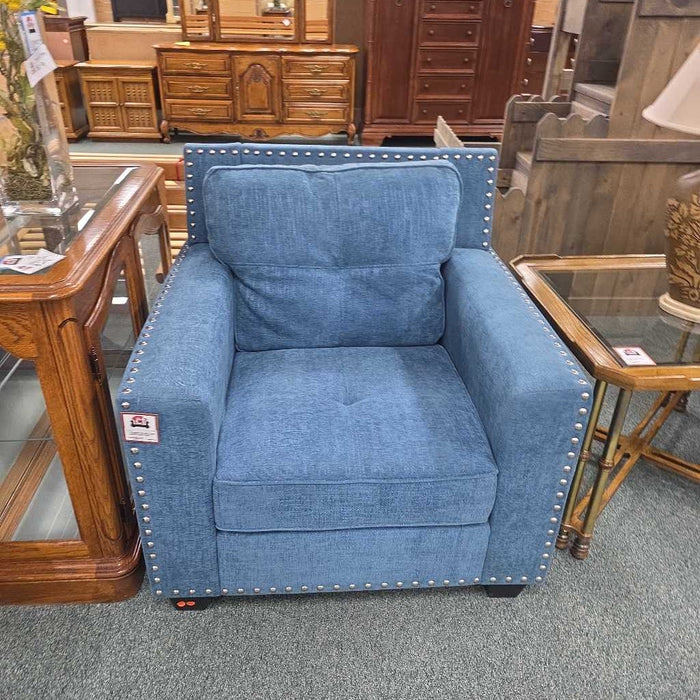 ACCENT CHAIR BLUE BBM