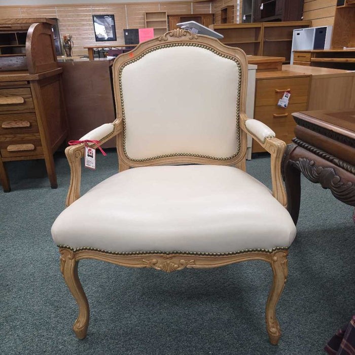 SHERRILL ACCENT CHAIR BTK