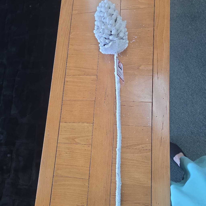 LRG PINECONE DECOR K