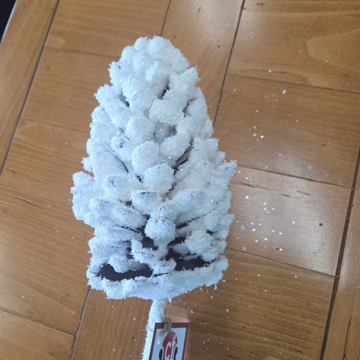 LRG PINECONE DECOR K