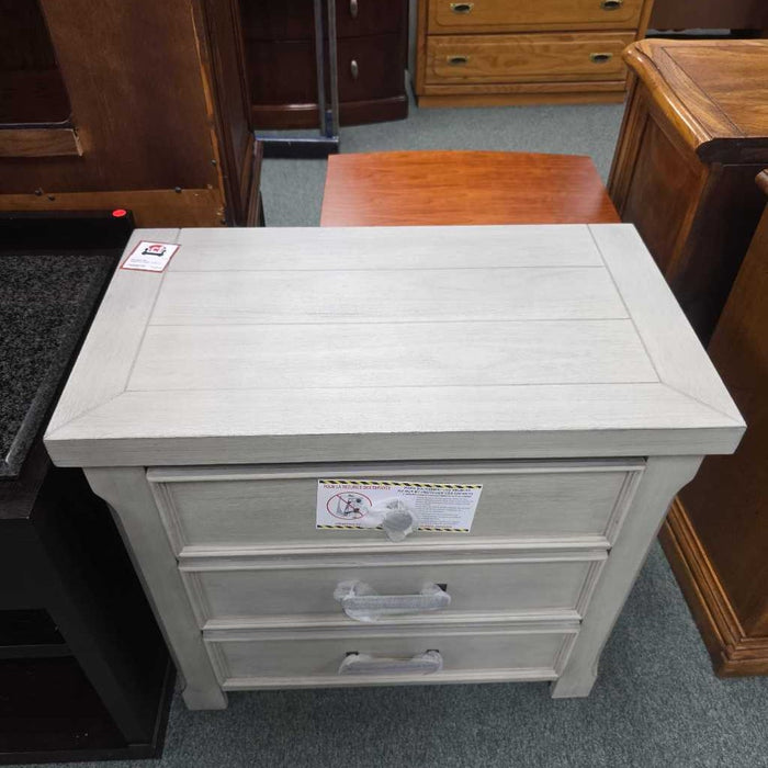 NIGHTSTAND 1334-4