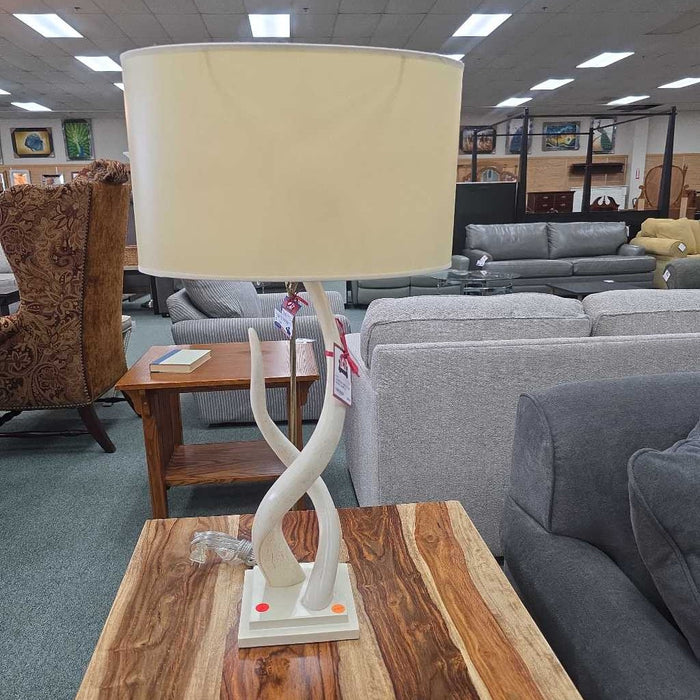 WEST ELM KUDU LAMP LS