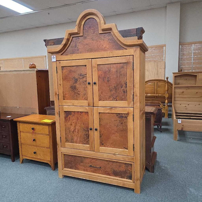 ARMOIRE CHEST ATH