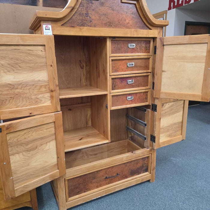 ARMOIRE CHEST ATH
