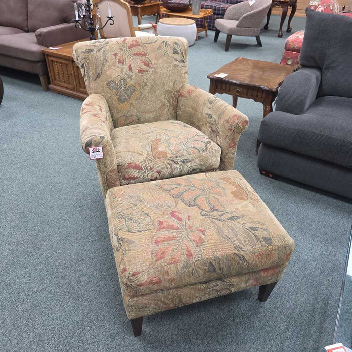 CRATE & BARREL CHAIR AND OTTOMAN BST