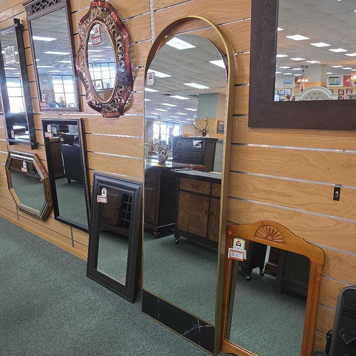 FULL LENGTH MIRROR BST