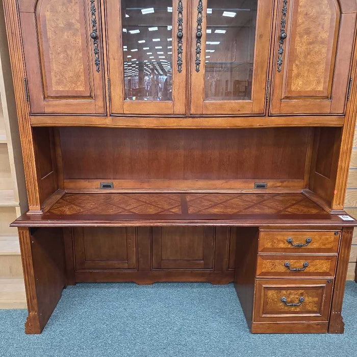 2 PIECE DESK WITH HUTCH BST