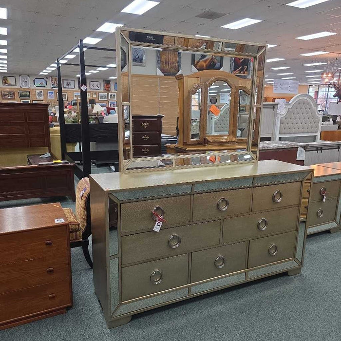 DRESSER WITH MIRROR TBH