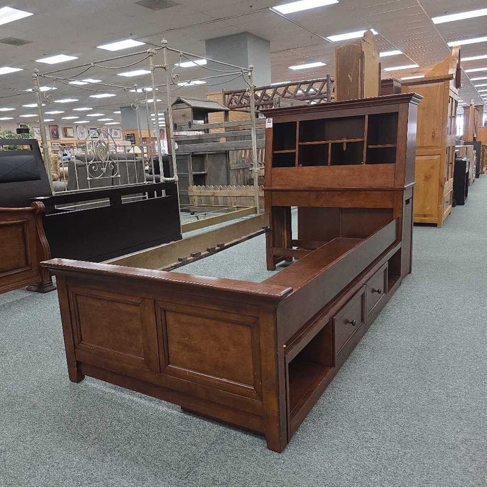 TWIN STORAGE BED BTK