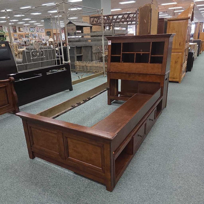 TWIN STORAGE BED BTK