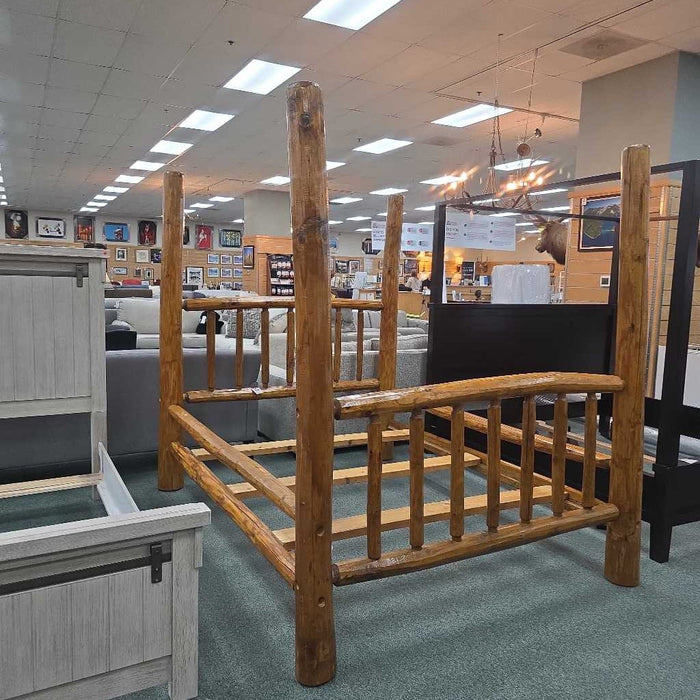 QUEEN LOG POSTER BED LSH