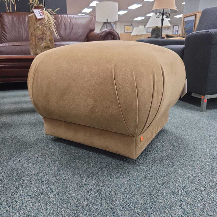 OTTOMAN AT