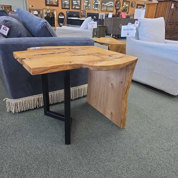 WATERFALL EDGE ACCENT TABLE LSH