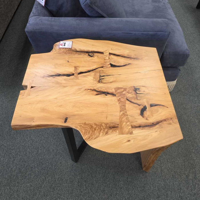 WATERFALL EDGE ACCENT TABLE LSH