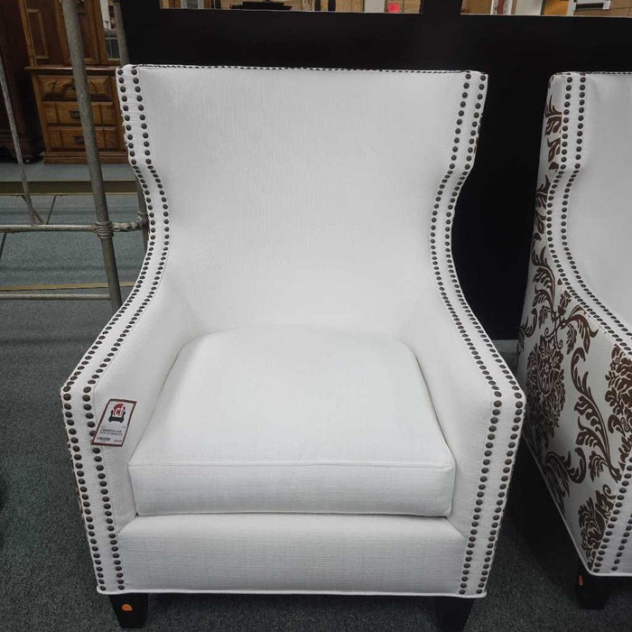 CHAIR WITH OTTOMAN BCA