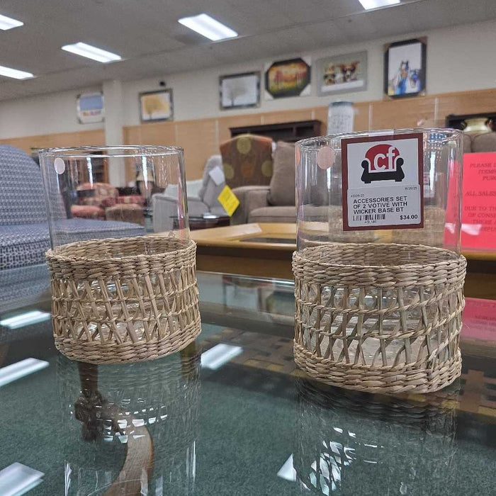 SET OF 2 VOTIVE WITH WICKER BASE BT