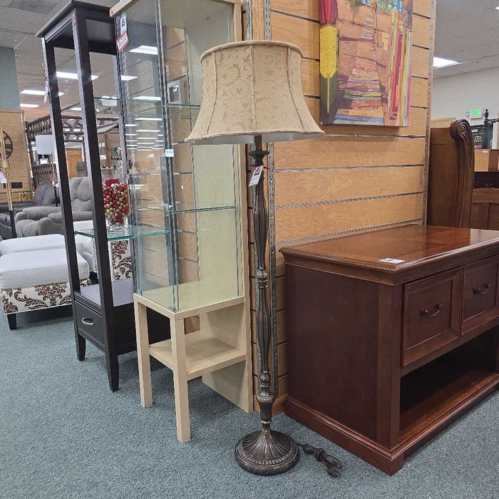 FLOOR LAMP KL