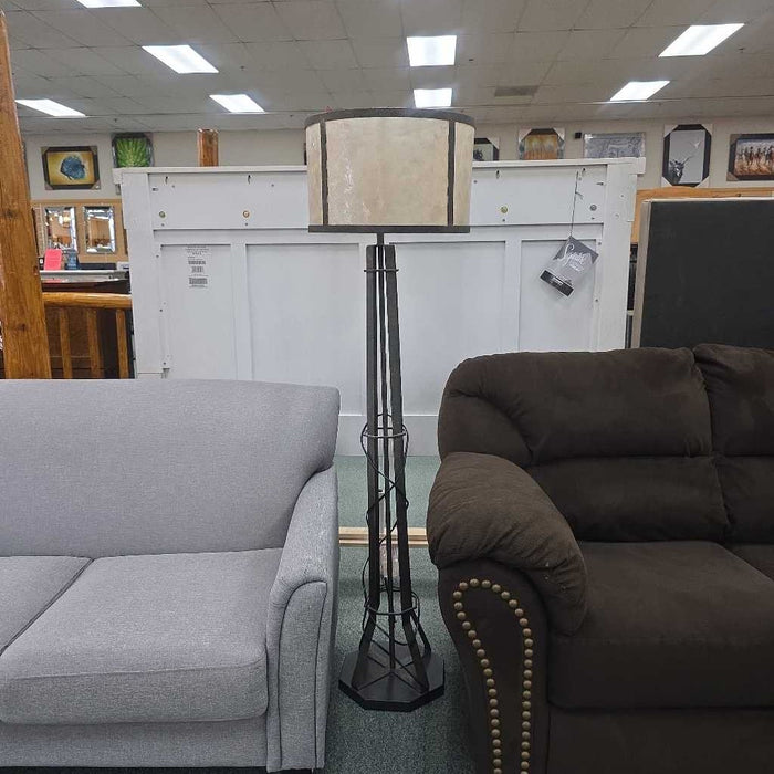 FLOOR LAMP KL