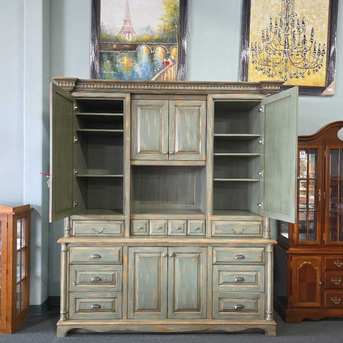 XL CREDENZA BTKH - PLEASE READ BELOW OR CALL THE STORE FOR DELIVERY DETAILS