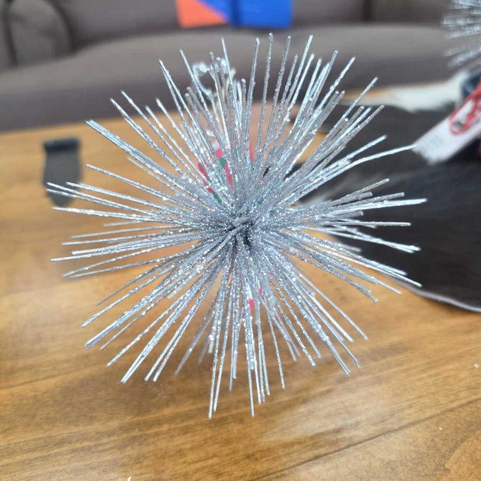 5" SILVER STAR BURST DECOR