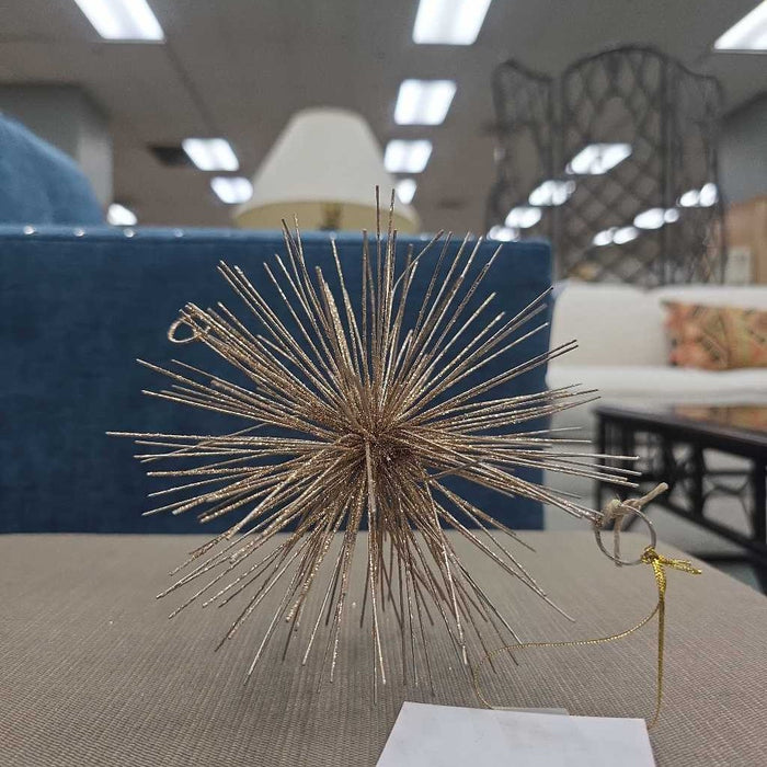 6" CHAMPAGNE STAR BURST DECOR