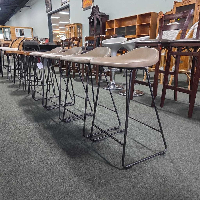 SET OF 4 POTTERY BARM STOOLS LSH