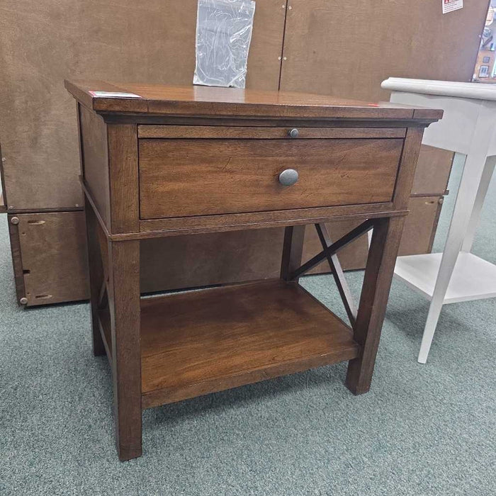 ETHAN ALLEN NIGHTSTAND TB