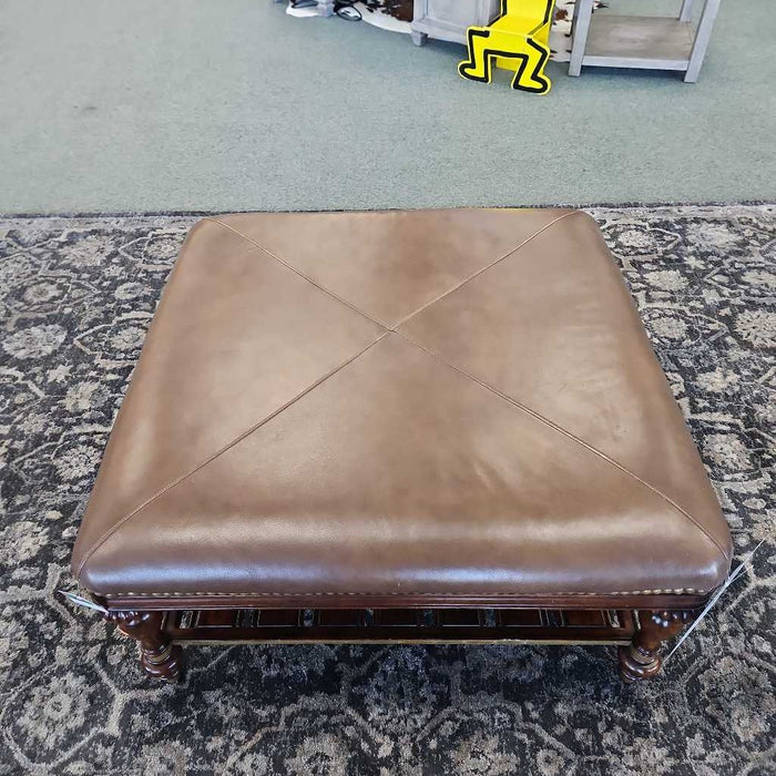 THOMASVILLE OTTOMAN BAH