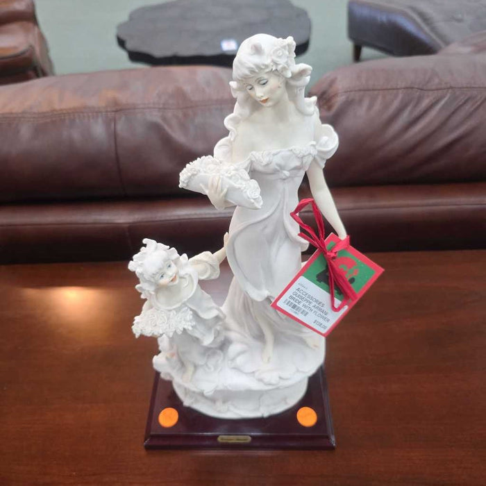 GUISEPPE ARMANI BRIDE WITH FLOWER GIRL SCULPTURE MI