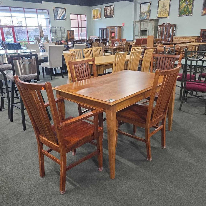 TABLE WITH 4 CHAIRS ALK