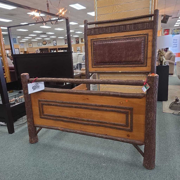 OLD HICKORY QUEEN BED ATH