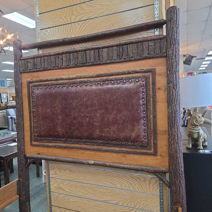 OLD HICKORY QUEEN BED ATH