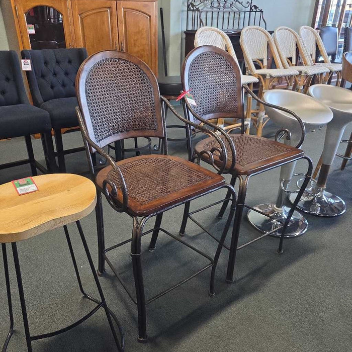 SET OF 2 CANEBACK STOOLS BBM