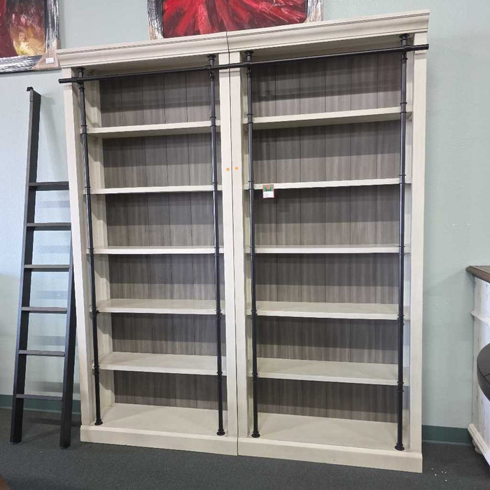 2PC BOOKSHELF WITH LADDER TMK