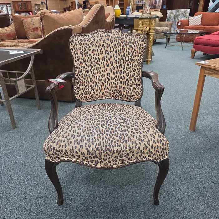 ACCENT CHAIR KL