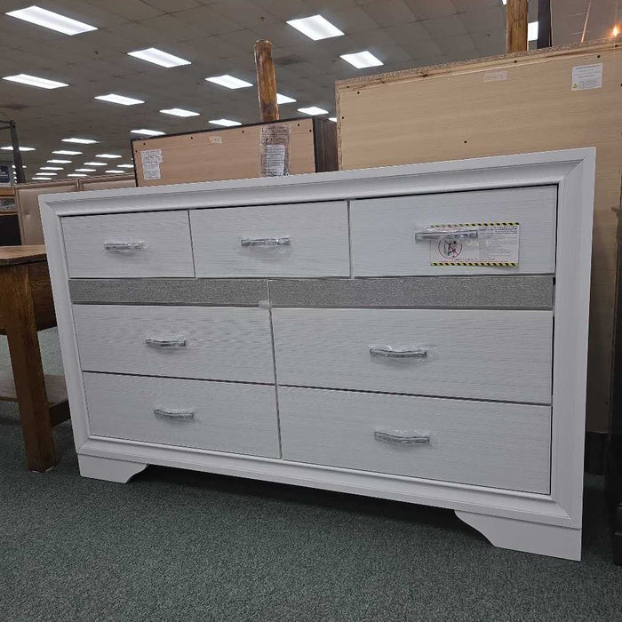WHITE DRESSER 1505W-5