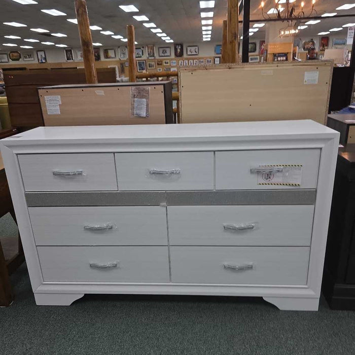 WHITE DRESSER 1505W-5