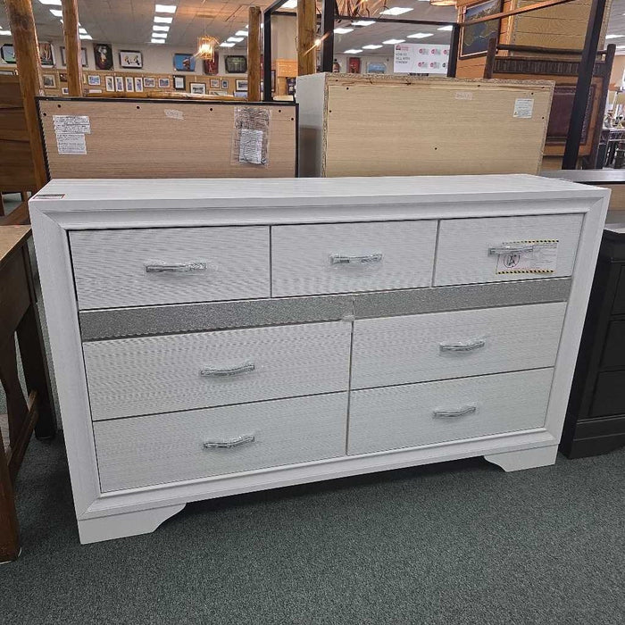 WHITE DRESSER 1505W-5