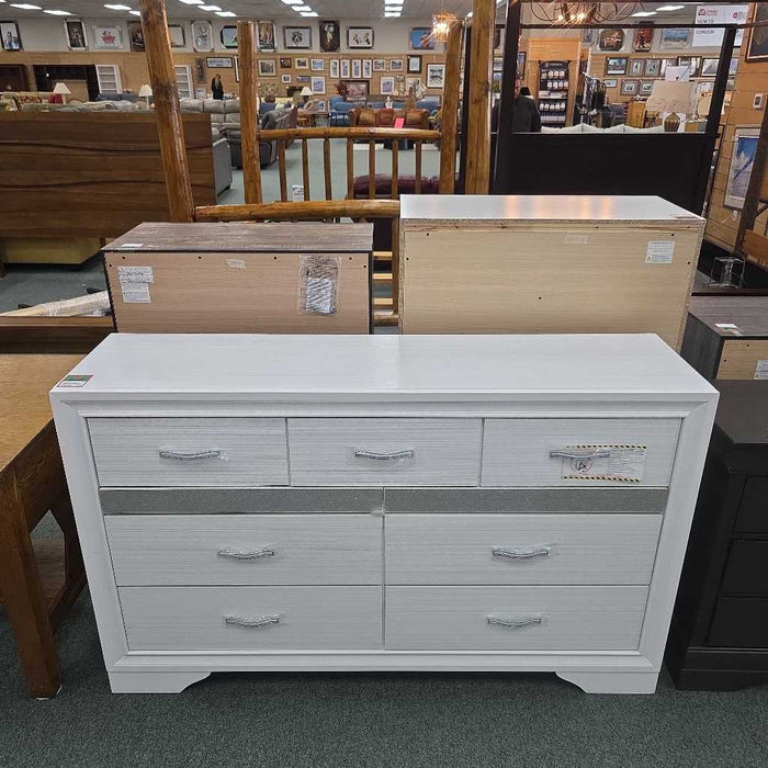 WHITE DRESSER 1505W-5
