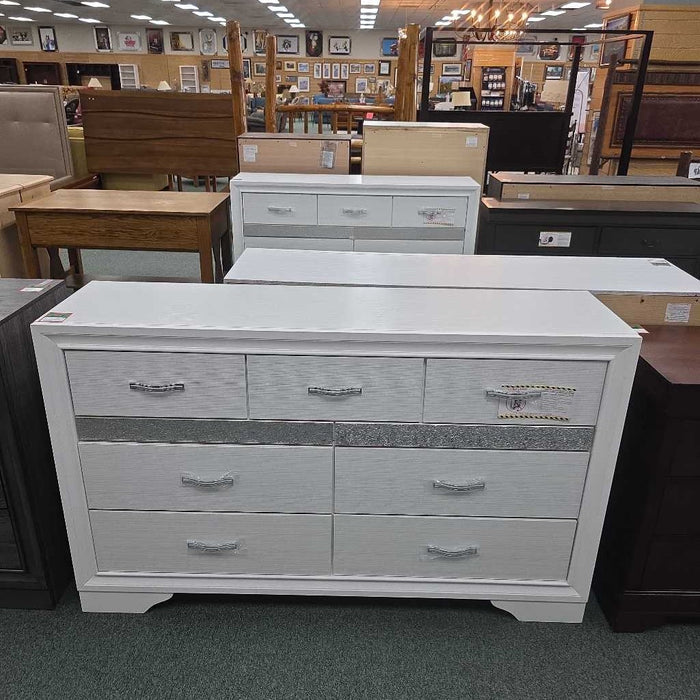 WHITE DRESSER 1505W-5
