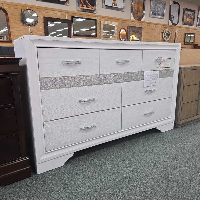 WHITE DRESSER 1505W-5