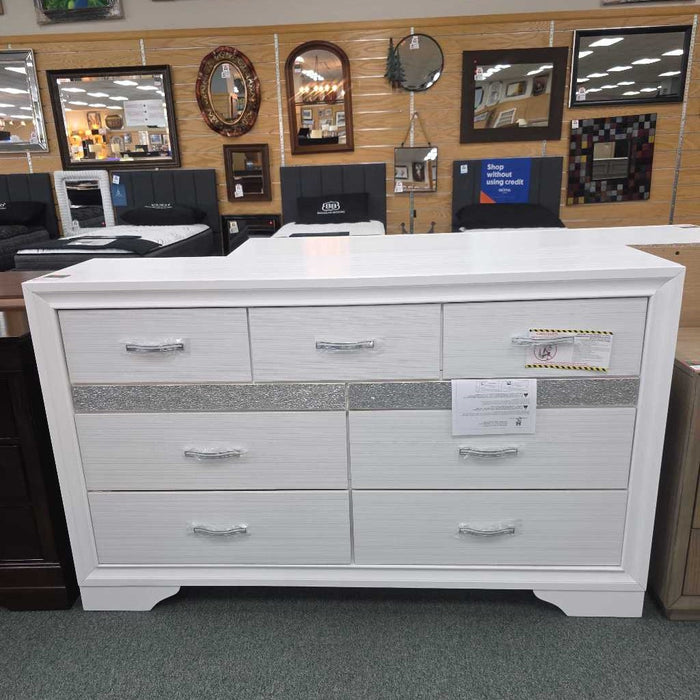 WHITE DRESSER 1505W-5
