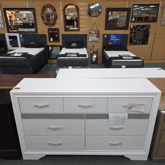 WHITE DRESSER 1505W-5