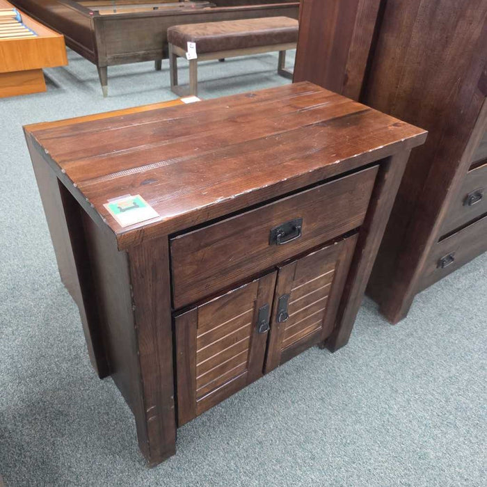 NIGHTSTAND SK