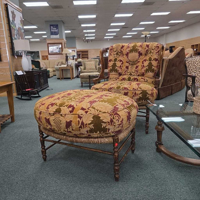 ACCENT CHAIR WITH OTTOMAN BAH