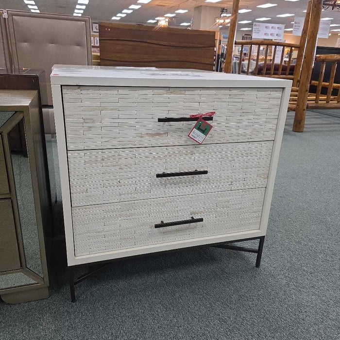 WEST ELM NIGHTSTAND MI