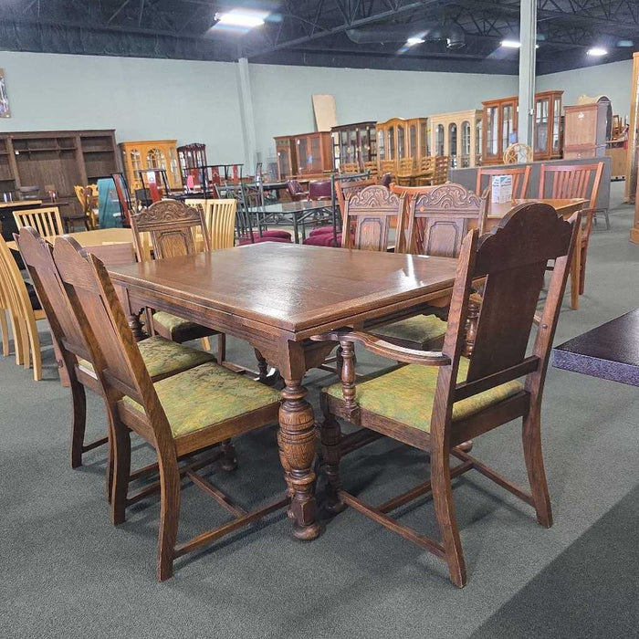 TABLE WITH 6 CHAIRS LLB