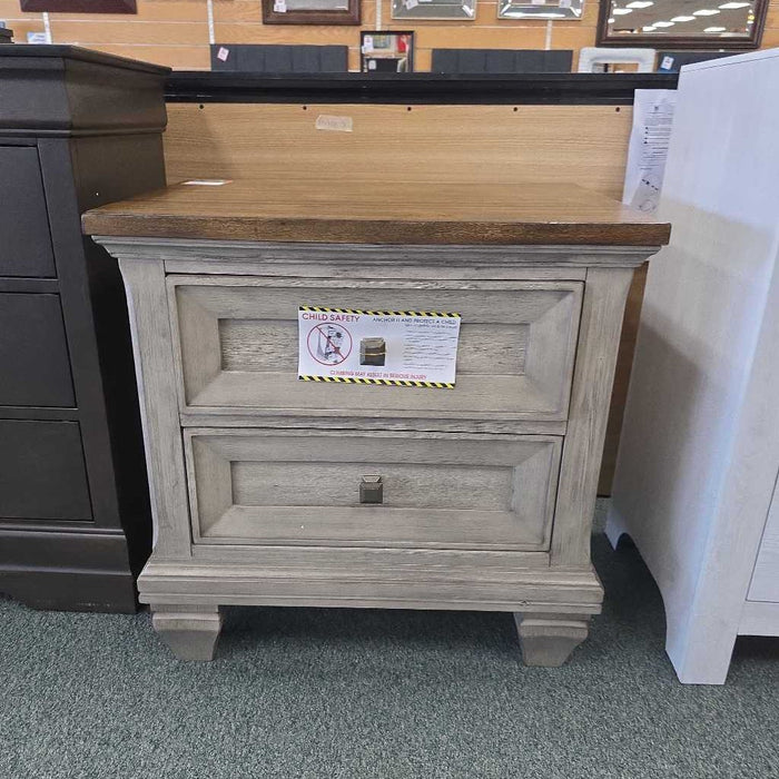NIGHTSTAND 1305-4